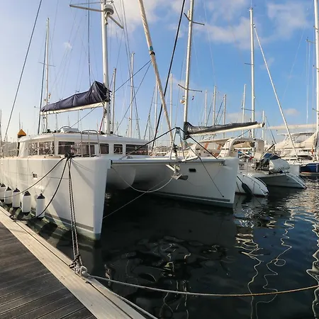 Panoramic Catamaran Xperience Botel