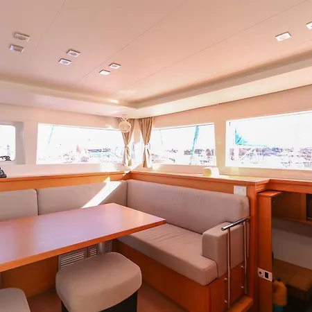Botel Panoramic Catamaran Xperience